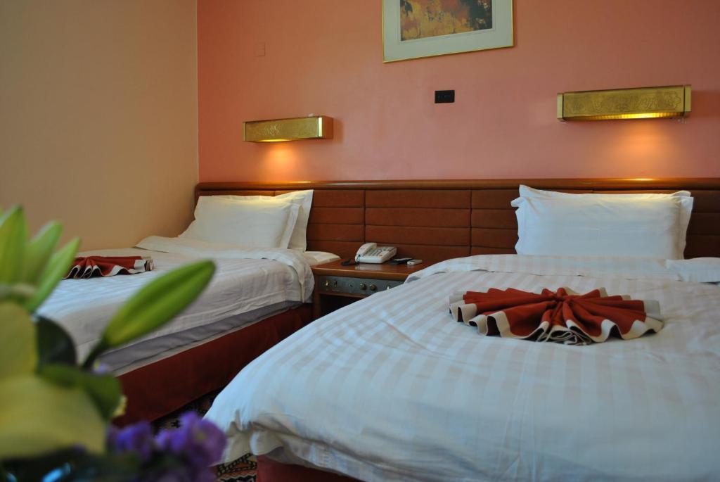 Candles Hotel Wadi Musa Room photo