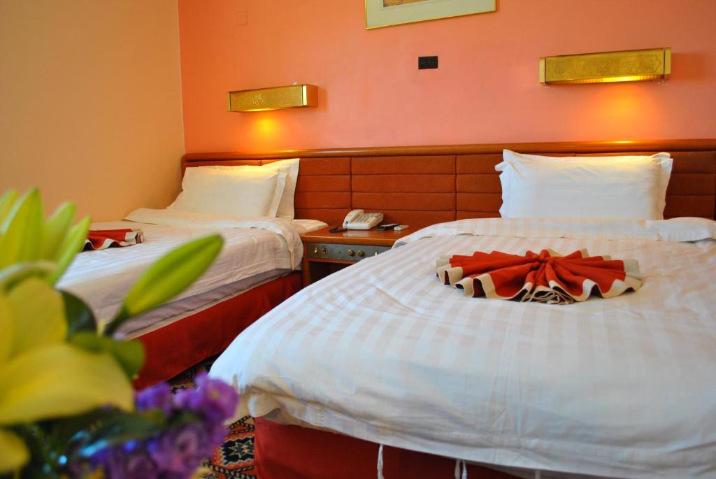 Candles Hotel Wadi Musa Room photo